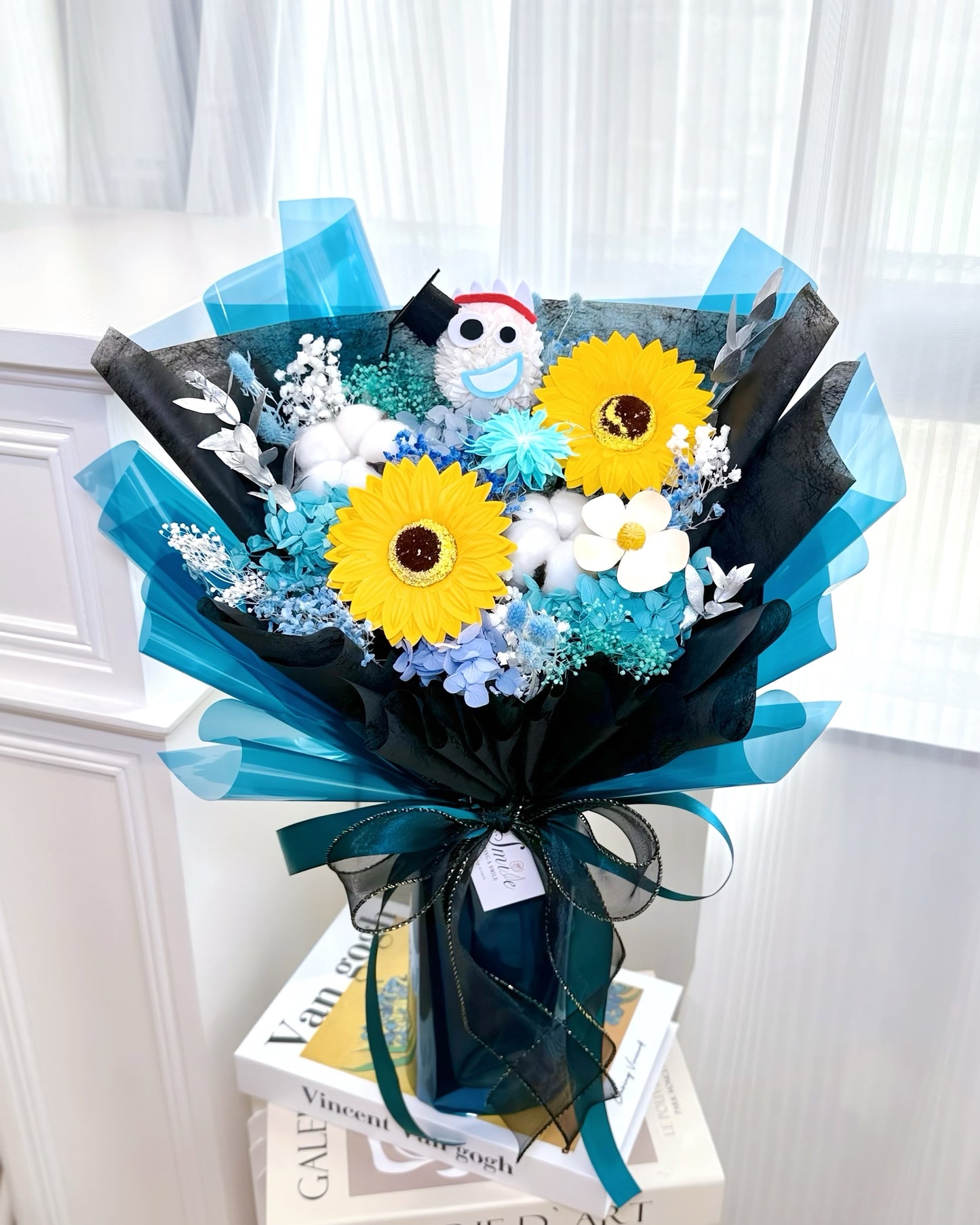 Toy Story 小叉|深藍向日葵木棉滿天星畢業花束
